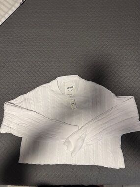 aerie White Cable-Knit Crewneck Sweater